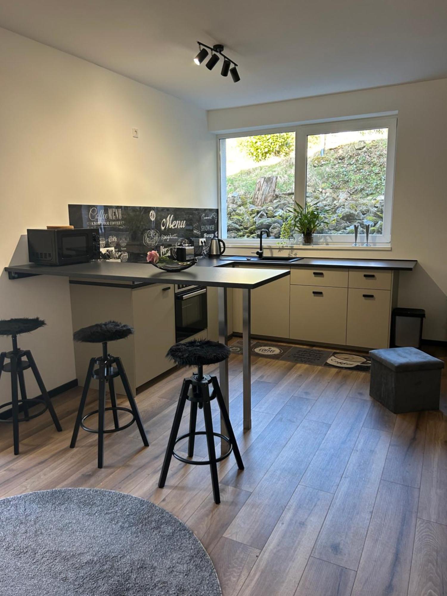 Ambiente 2 Apartment *